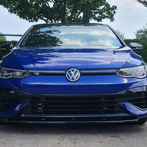 รถยนต์ Volkswagen Golf R ปี 2024 มือสอง สภาพดี 315 แรงม้า เครื่องยนต์เทอร์โบ 4 สูบ ระบบขับเคลื่อนสี่ล้อ AWD พร้อมระบบ XDS Cross Differential System - Product Image 1