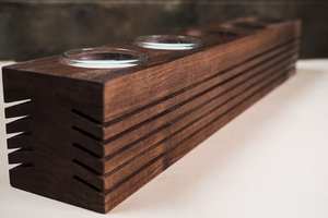 Venta al por mayor candelabros de madera rústica con soporte de metal hecho a mano artículos decorativos duraderos India mejores precios para regalos de Pascua - Product Image 3