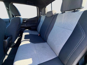 Camionetas Tacoma 2023 de Segunda Mano, 2WD, Tamaño Mediano, Motor 2.7L/3.5L, Gasolina, Transmisión Automática, Alto Rendimiento, Calidad de Exportación - Product Image 5