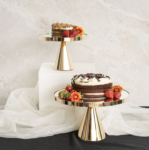 Antique Golden Metal Luxury <b>Cake</b> Stand Wholesale Price <b>Cake</b> Tools for <b>Wedding</b> Party Event Decoration - Product Image 1