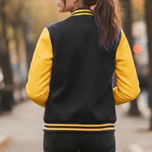 Chaquetas Varsity Personalizadas de Alta Calidad para Mujer, Nueva Moda 2025, Chaqueta Universitaria con Logotipo Personalizado Estampado para Mujer - Product Image 2