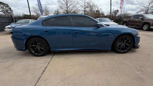 Dodge Charger 2022 d'occasion en excellent état - Product Image 2