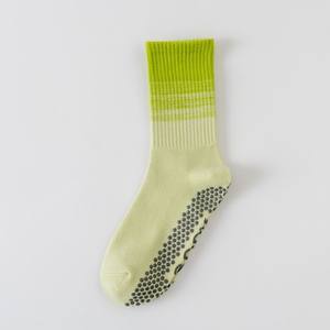ODM personnalisable dégradé antidérapant côtelé équipage chaussettes de sport Pilates Yoga chaussettes en gros commande en gros - Product Image 6