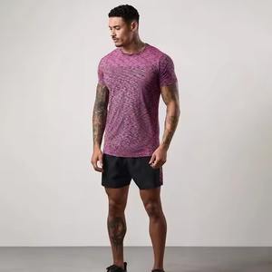 Ensemble de vêtements d'été pour homme, respirant, t-shirt et short de course à pied pour homme, hauts et pantalons à manches courtes - Product Image 4