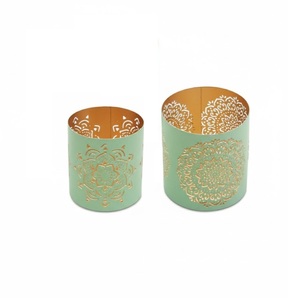 Ensemble de 3 bougeoirs géométriques en cuivre moderne, design découpé, décoration de table, décoration de la maison, finition or rose, lanternes votives - Product Image 6