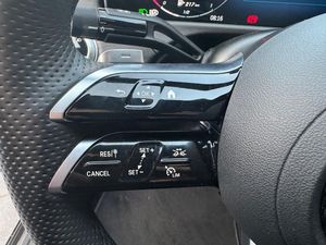 2024 Mercedes-Benz E200 Dark Leather FWD พร้อมยาง R17ขนาดพวงมาลัยซ้าย - Product Image 6