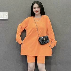 Emballage personnalisé pour femmes ensemble solide de 2 pièces naturel ODM lavable tricot haut décontracté prix usine coupe ajustée Vietnam - Product Image 4