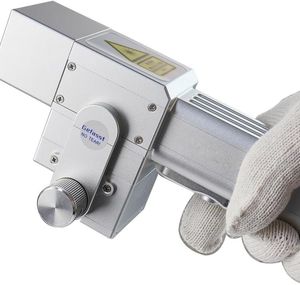 Triumph Laser Rust Remover 1500W Machine d'élimination de la rouille au laser Machine de nettoyage au laser à fibre à main continue pour les métaux - Product Image 4