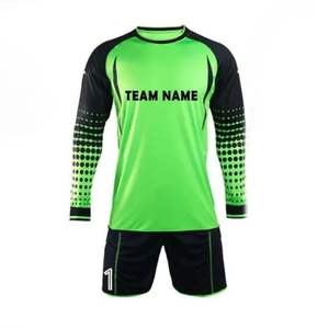 ชุดฟุตบอลคุณภาพสูง 100% โพลีเอสเตอร์ ระบายอากาศได้ดี แขนสั้น ตัดเย็บด้วยระบบอัตโนมัติ พร้อมบริการสกรีนโลโก้ตามสั่ง (OEM) - Product Image 2