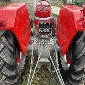 Tractor de Jardín, Mini Tractor Agrícola con Cargador Frontal, Venta de Tractores Agrícolas MF 385/ Tractores MF Usados y Nuevos de Fábrica China - Product Image 6