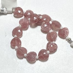 Venta al por mayor 10mm rojo fresa facetada en forma de corazón Briolette cuentas de piedra natural cuentas de piedra de taladro Vertical - Product Image 3