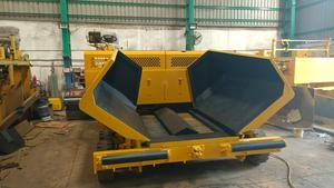 Finisseur d'asphalte électrique de haute qualité avec haute efficacité et 1 an de garantie pour la construction de routes en Inde - Product Image 5