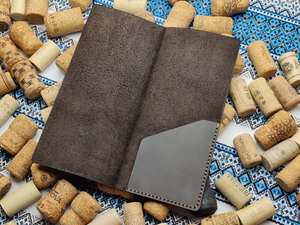 Carpeta para billetes de cuero hecha a mano al por mayor, logotipo personalizado, restaurante, tienda, tarjeta de crédito y soporte para cheques, 2017 - Product Image 4