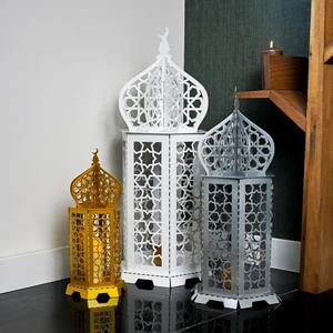 Farol de Metal Atractivo, Iluminación Decorativa Perfecta para el Hogar, Jardín, Patio, Eventos al Aire Libre, Bodas y Ocasiones Festivas - Product Image 1