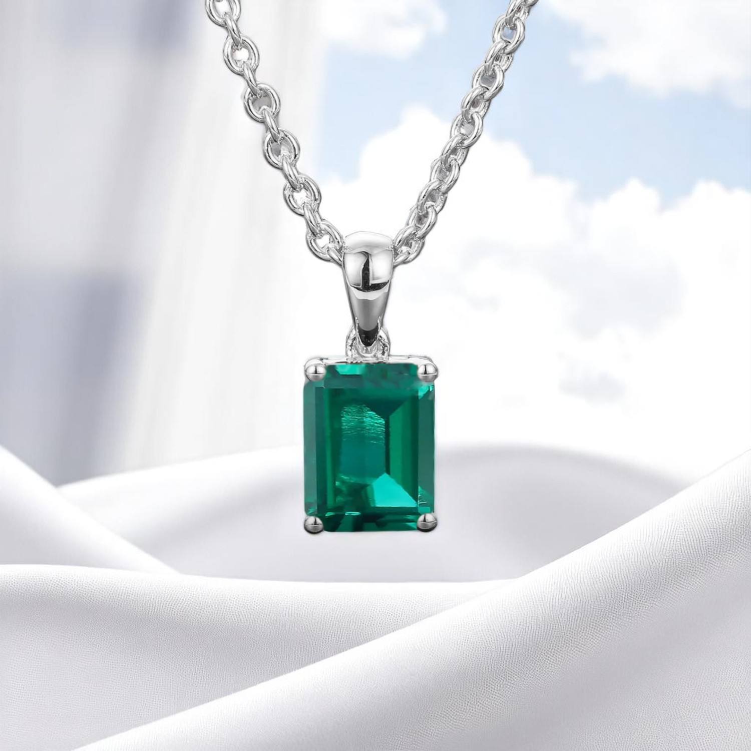 มรกตควอตซ์