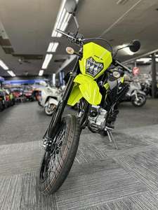 Oferta Increíble: Motocicletas Nuevas Kawasaki KLX 300SM Supermoto 2026 - Product Image 2