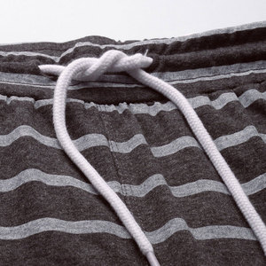 Conjuntos de camiseta y pantalones cortos de color en contraste Diseño personalizado Hombres Venta al por mayor Conjunto de camiseta y pantalones cortos para correr - Product Image 6