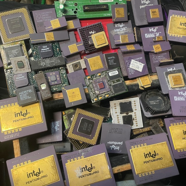 High Quality Grade 100% Gold Recovery Ceramic CPU Scrap Server Application Motherboard RAM Best Gold Processors DK