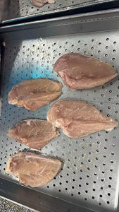 Pollo congelado Halal Premium procesado bajo un estricto sistema de gestión de calidad y congelado a temperaturas ultra bajas - Product Image 5