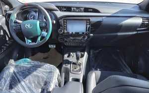 Toyota Hilux Revo GR SPORT 2.8l Turbo Diesel Automatique Double Cabine Pick-up d'occasion de qualité supérieure - Product Image 2