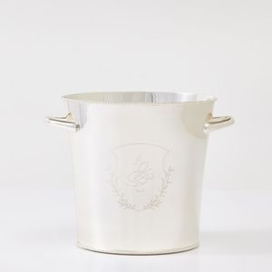 Grand seau à glace isolé en acier inoxydable Premium Party Essential Conçu pour un temps de refroidissement maximal Parfait pour les rassemblements - Product Image 5