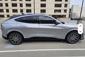 Nuevo USADO FORD MUSTANG MACH-E GT 2021 con Volante a la Izquierda/Derecha - Product Image 4