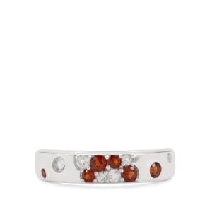 Anillo Geométrico de Plata de Ley Chapado en Rodio con Granate, Topacio Blanco y Perla de 0.35ct - Product Image 2