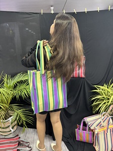 Eco-Friendly Custom Handloom Recycled Beach Cosmetic Bags Fashionable Striped Woven <b>Plastic</b> Shopping Cases with Reusable Zipper - Product Image 4