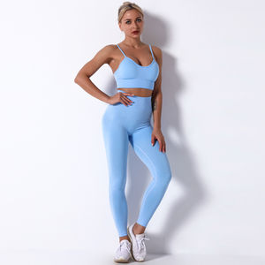 Ensemble short et soutien-gorge de fitness et yoga pour femmes vêtements de yoga sur mesure pour femmes matériel de la meilleure qualité ensembles courts pour femmes en vente en gros - Product Image 4