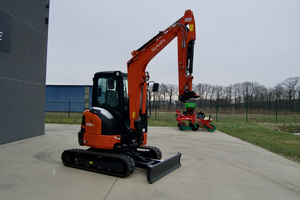 รถขุดขนาดเล็ก Kubota U36-4 น้ำหนัก 3.8 ตัน ชั่วโมงการใช้งานต่ำ สภาพดี รถขุดขนาดเล็ก Kubota น้ำหนัก 2.7 ตัน รถขุดตีนตะขาบมือสอง - Product Image 4