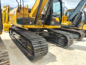 Excavadora sobre orugas Caterpillar 315D2 usada en los EE. UU. con componentes principales que incluyen motor y rodamiento - Product Image 4