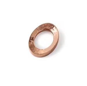 Servilletero de cobre de forma ovalada de diseño antiguo duradero y confiable disponible para servir accesorios de decoración de mesa al precio más bajo - Product Image 1