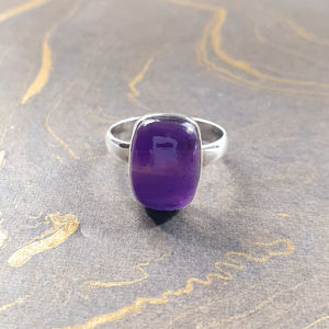 Anillo Unisex con Cabujón de Amatista (4.5 Gramos) Plata 925 Estilo Minimalista Joyería de Moda para Regalo - Product Image 1