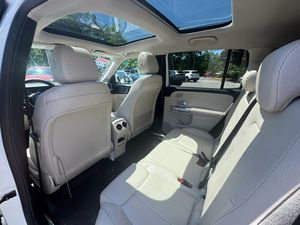 Mercedes-Benz GLB 4Matic Sport Utility 4D Automático 2021 - Product Image 5