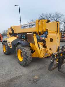 Export Quality 2017 510-56 S Telehandler Reliable Construction Equipment for Sale - Product Image 4