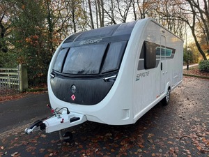 รถบ้านเคลื่อนที่ Swift Sprite Grande Major 4 SB Pop-Up Mini Caravan ขับเคลื่อน 4 ล้อ รองรับการนอนได้ 4 คน 1 คัน - Product Image 4