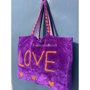 Sacs de shopping et de voyage en tissu velours en gros, cousus à la main, style Suzani, taille 18x18, avec broderie ouzbek, style bohème, usage quotidien - Product Image 3