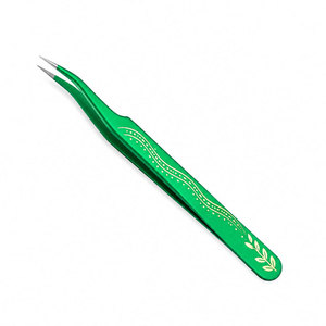 Pince à épiler de précision verte pour cils, avec pointe inclinée et motif en forme de feuille - Product Image 3