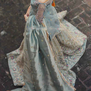Costume Sharara en Georgette pur, fabrication directe d'usine, avec broderie de sequins, Gharara du Pakistan - Product Image 4