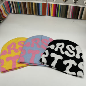 Gorro Unisex Ecológico de Tela Reciclada para Invierno, Venta al Por Mayor - Product Image 3