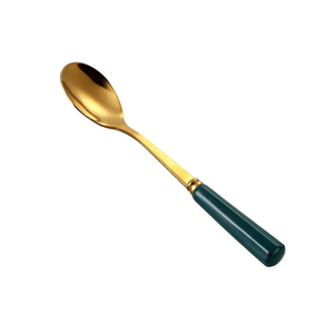 Ensemble de cuillères en laiton miroir Cuillère à thé polie de petite taille Utilisation de cadeaux Ensemble de 4 pièces Cuillère à soupe au design moderne - Product Image 5