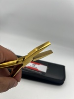 Pince à pointe plate de qualité supérieure en acier inoxydable massif couleur or plasma pour extensions de cheveux, avec logo personnalisé et étui en cuir