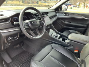 2024 nouveau véhicule AWD automatique SUV de luxe 4x4 avec intérieur en cuir R17 jantes en alliage ACC et confort Premium pour l'exportation - Product Image 2