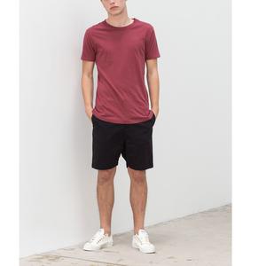 เสื้อยืดผ้าฝ้าย100% สำหรับผู้ชายเสื้อยืดทรงพอดีตัวปกติสีพื้นโลโก้ที่กำหนดเอง - Product Image 2