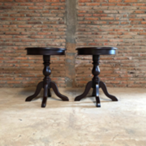 Handcrafted Mahogany <b>End</b> <b>Table</b> Premium Wooden Furniture with Timeless Design - Product Image 1
