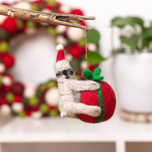 Handmade Wool Felt <b>Sloth</b> Hugging Christmas Ornament Festive Christmas Tree Decor Hanging Party Decoration Christmas <b>Gift</b> Present - Product Image 6