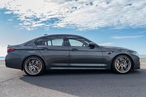 BMW M5 CS 2022 Usado, Confiable, Super Sedán de Producción Limitada - Product Image 2