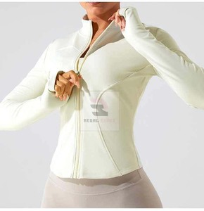 Vente en gros Vestes de fitness pour femmes Veste à manches longues avec fermeture éclair pour femmes - Product Image 5