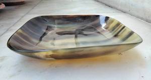 Plateau carré en corne de buffle au design classique pour servir des collations, la restauration et la décoration intérieure, accessoire artisanal pour la cuisine et la table - Product Image 4