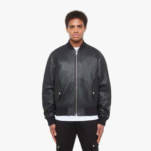Blouson aviateur en cuir noir Boxy coupe courte avec cuir végétalien de qualité supérieure et construction durable - Product Image 2